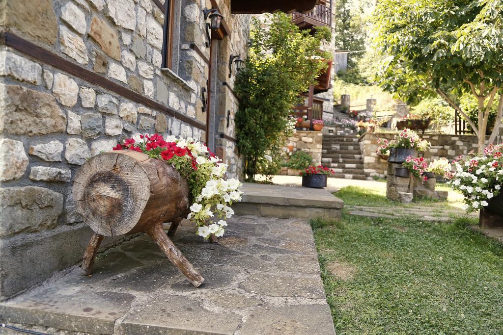 T'Asprolithia Villa Kalývia Fylaktís Bagian luar foto